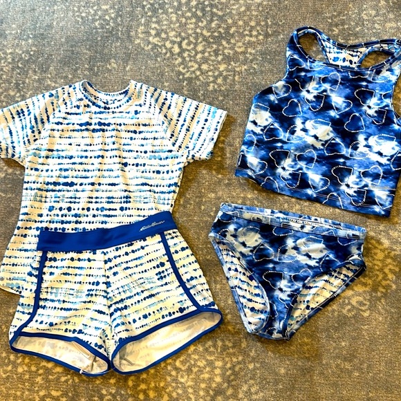 Eddie Bauer Other - EDDIE BAUER 4 PIECE SET REVERSIBLE KIDS SIZE S 7/8 NWOT